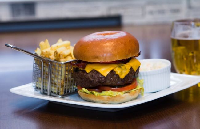 hamburguesas-papas-fritas